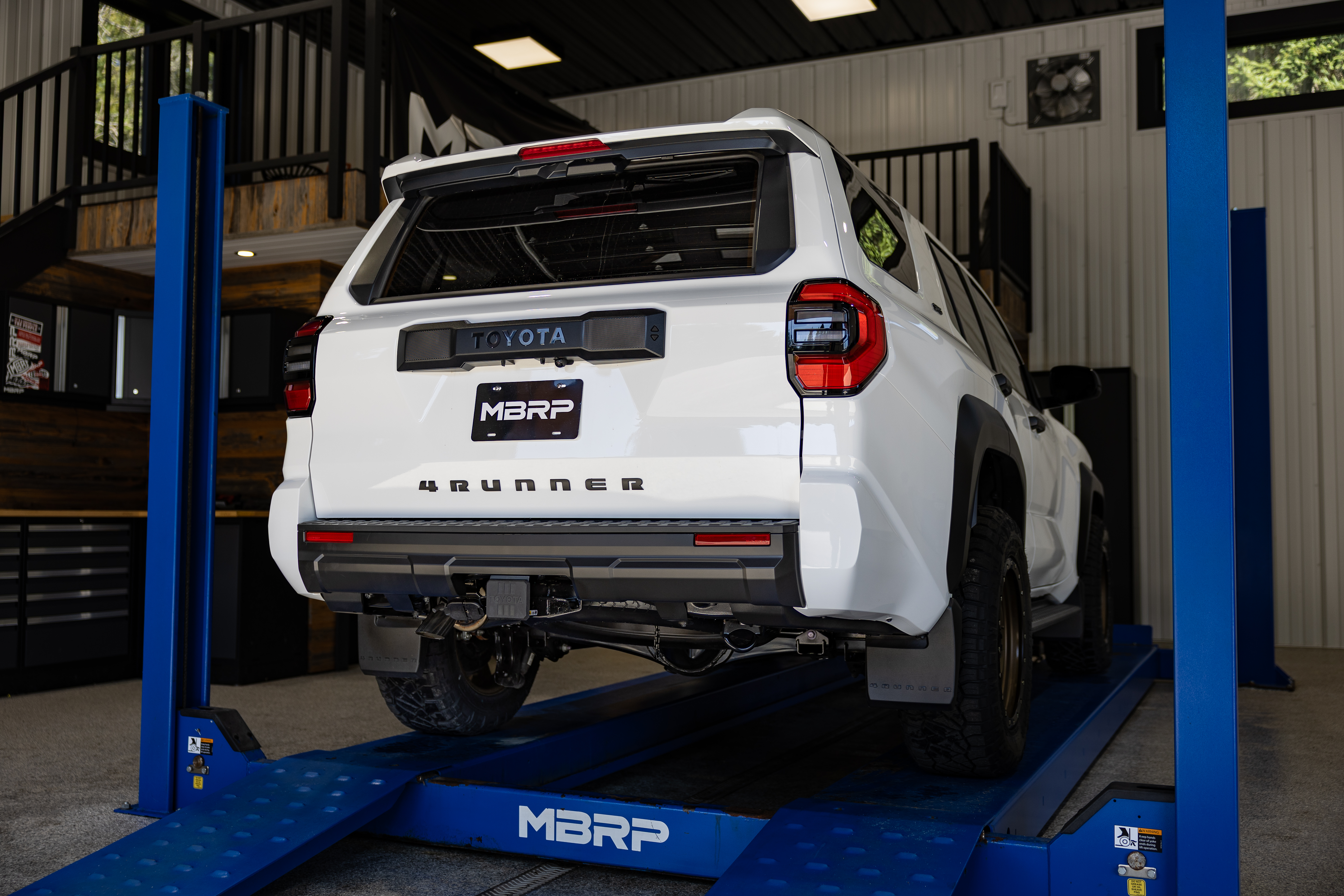 MBRP Exhaust Overland 3-Inch Cat-Back Single Rear High-Clearance Turn Down, AL